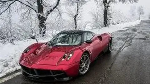 保利尼奥荣膺中超MVP，李霄鹏获最佳教练称号